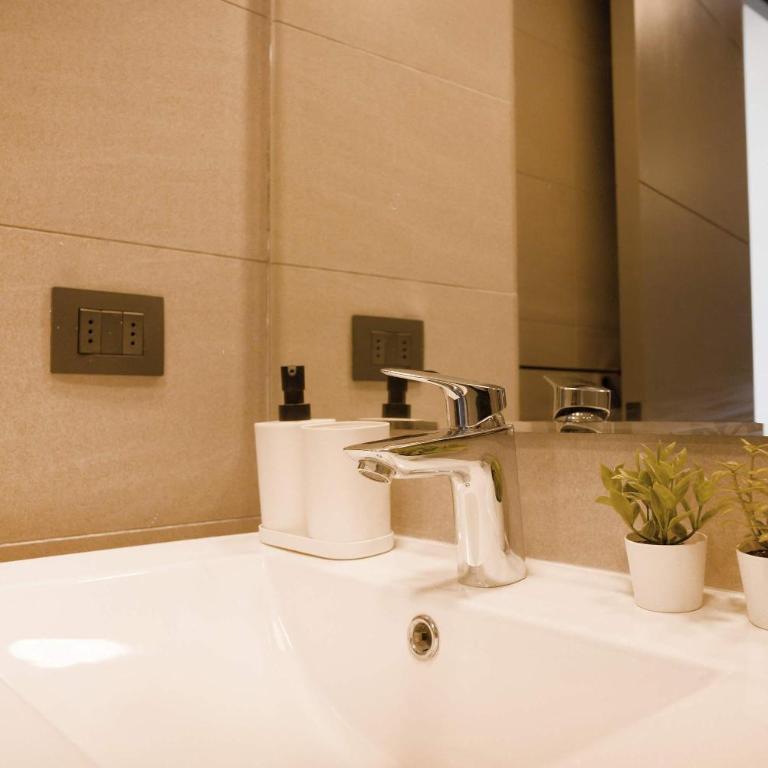 Chic & Cozy 2BR Oasis in the Heart of Las Condes - Apartamento - 35