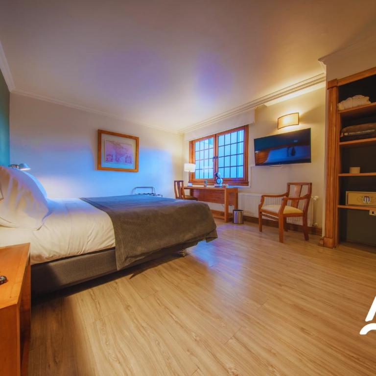 Almasur Punta Arenas - Standard Queen Room - 3