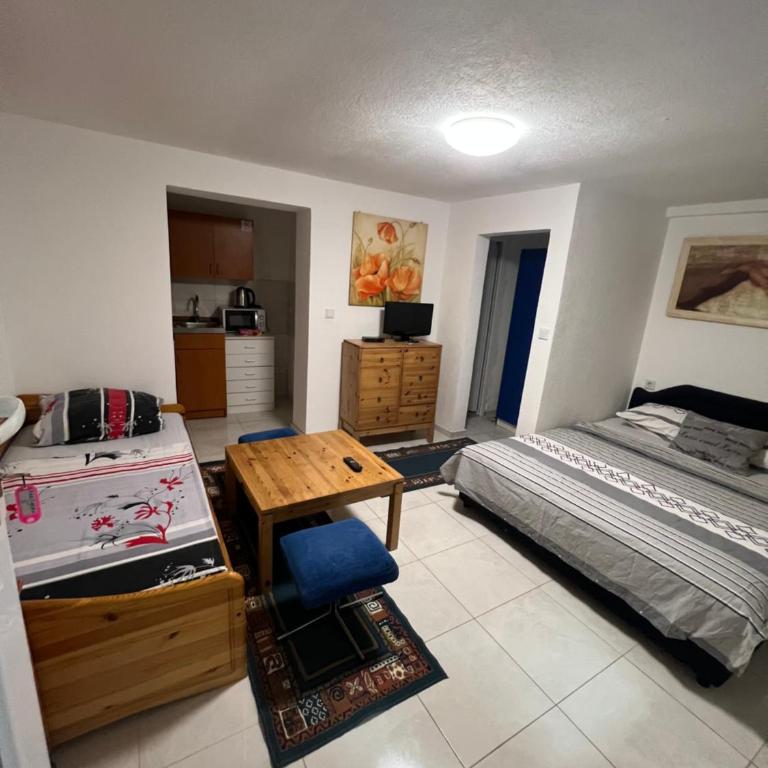 Apartmani Amira Sutomore - Apartman sa 1 Spavaćom Sobom - 4