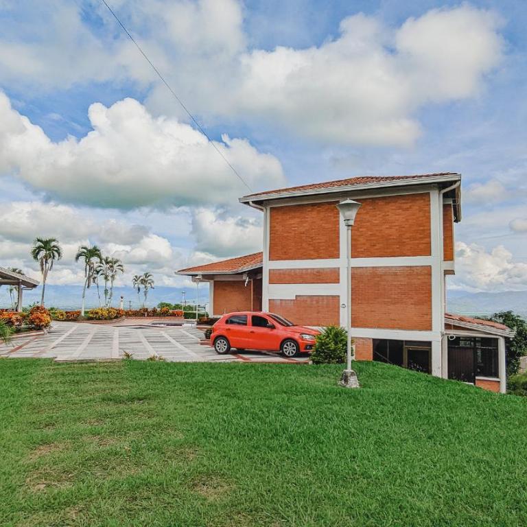 Condominio la Castilla en Cerritos - Casa de 5 dormitorios - 13