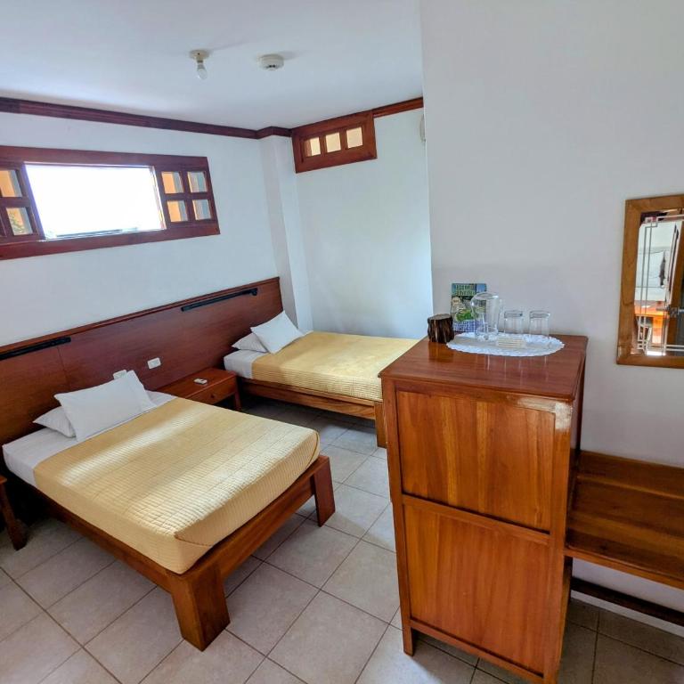 Hostal Macaw - Habitación Doble - 2 camas - 3