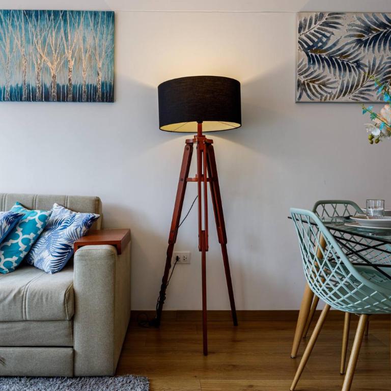BSR Romantic Escape Flat w/ Rooftop Pool - Apartment - 21