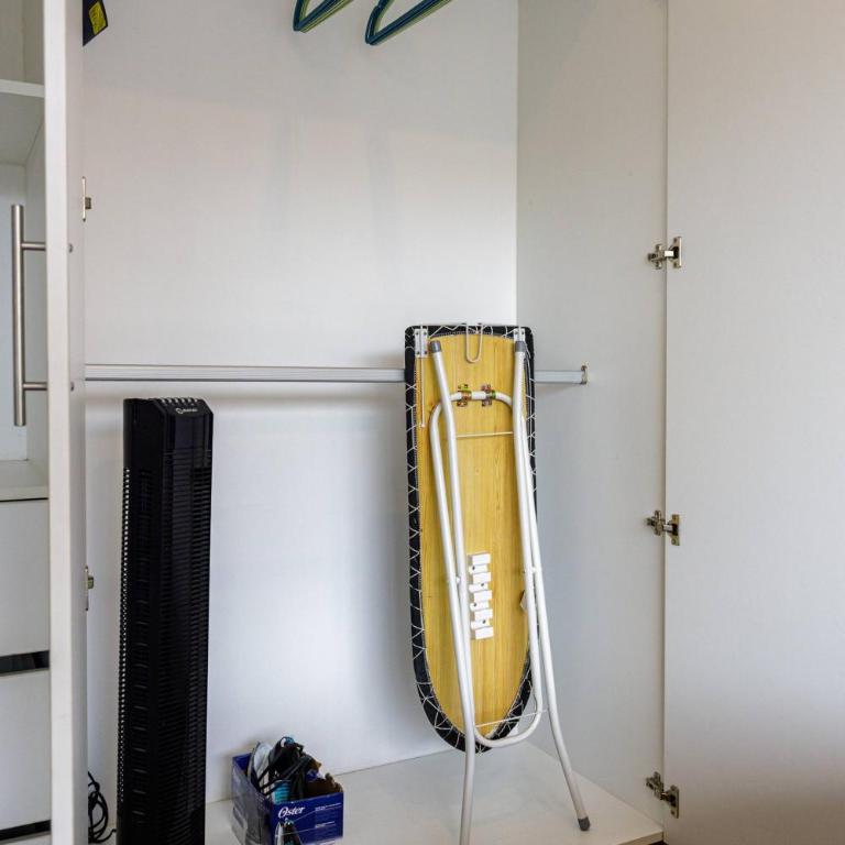 BSR Romantic Escape Flat w/ Rooftop Pool - Apartment - 34