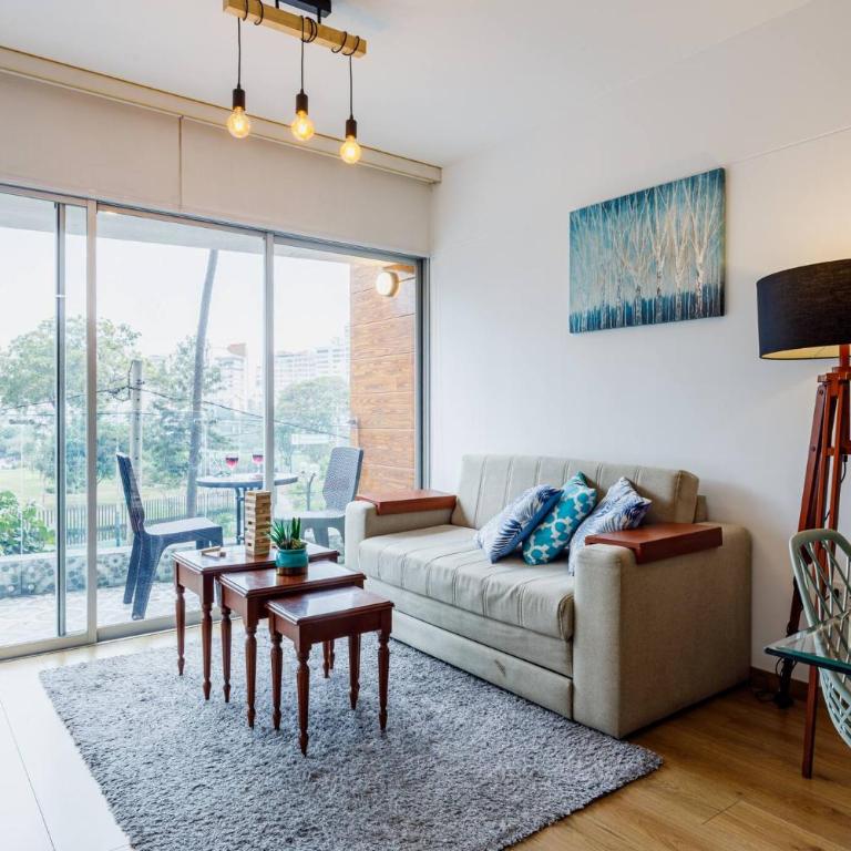 BSR Romantic Escape Flat w/ Rooftop Pool - Apartment - 38