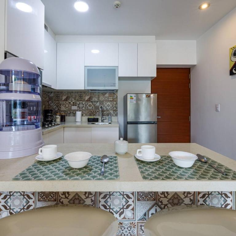 BSR Romantic Escape Flat w/ Rooftop Pool - Apartment - 45