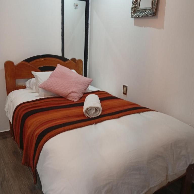 Si buscas un lugar para tu familia - Three-Bedroom Apartment - 2