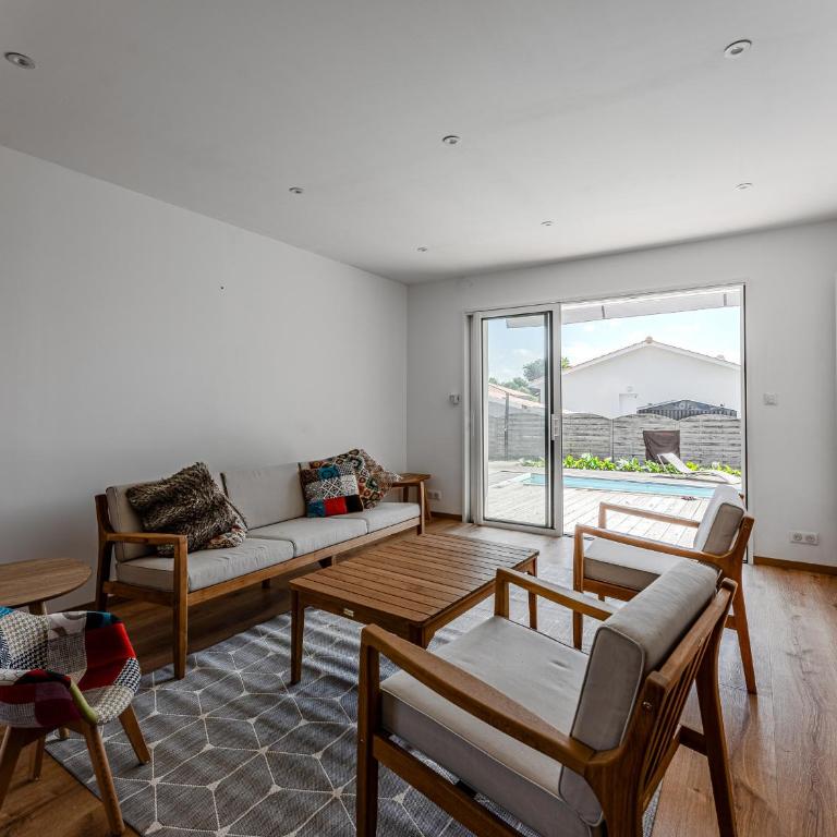 Biscarrosse: Maison 5 chambres avec piscine privée - FR-1-521-258 - Maison de Vacances - 5