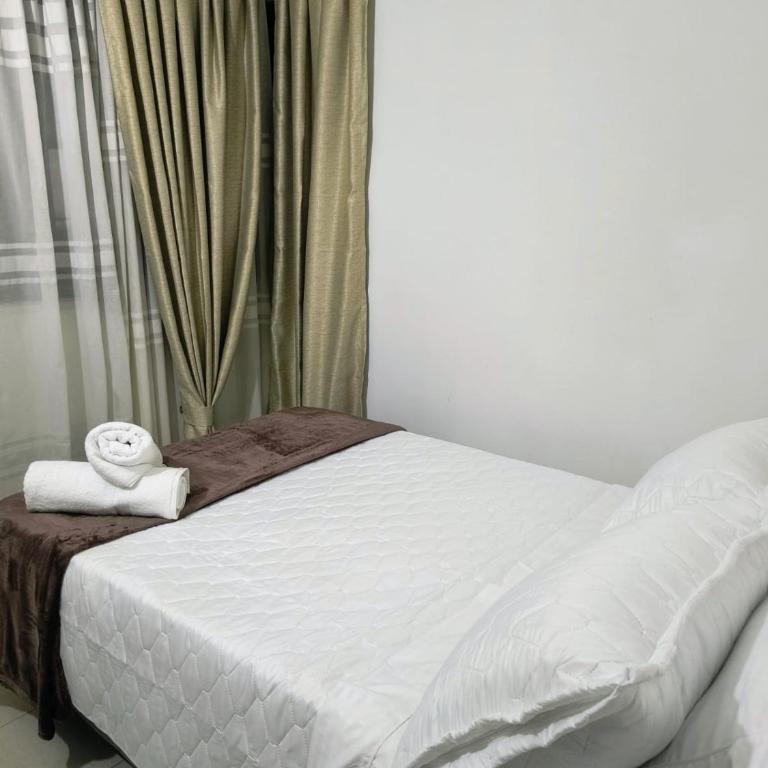 Apartamento conecta centro empresarial - Three-Bedroom Apartment - 24