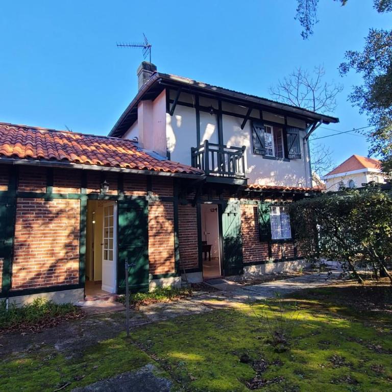 Spacious house near the beach - Ferienhaus - 1