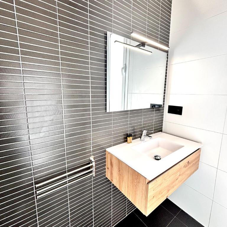 Casa Valencians - Penthouse Apartment - 7