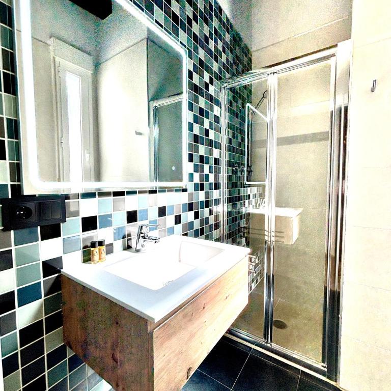 Casa Valencians - Penthouse Apartment - 12