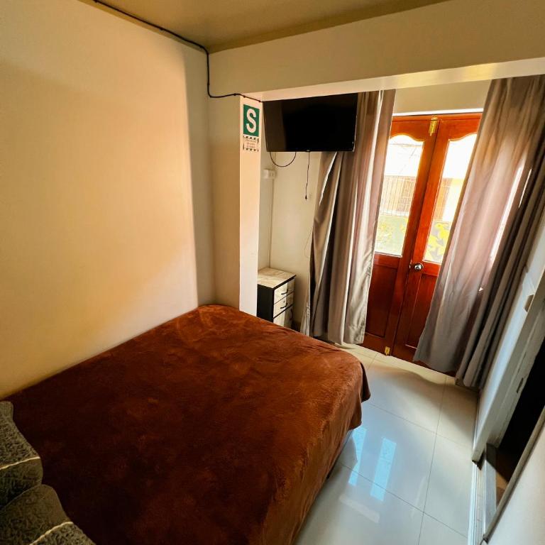 Huamanga plaza - Queen Room - 1