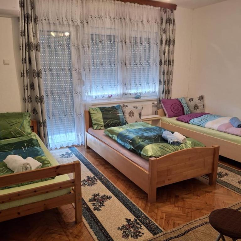 Jasmir - One-Bedroom Apartment - 14