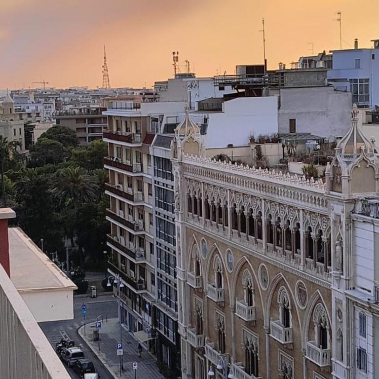 La Terrazza sul Corso - Appartamento con 3 Camere da Letto e Vista Mare - 1