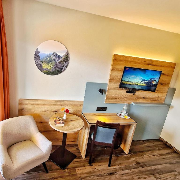 AURA-HOTEL Saulgrub - Doppelzimmer Komfort - 9