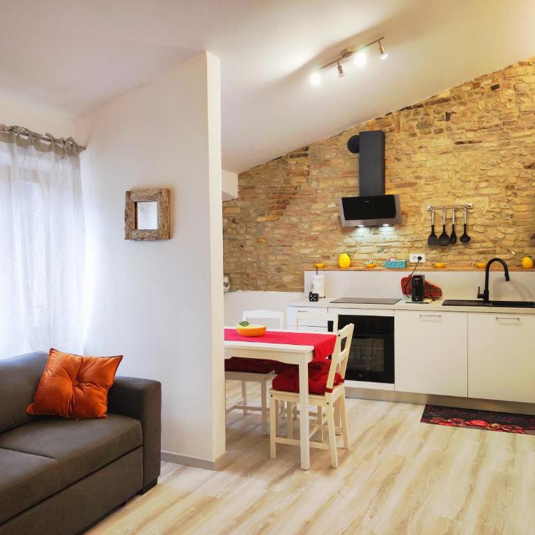 Sangi Home - Four-Bedroom House - 2