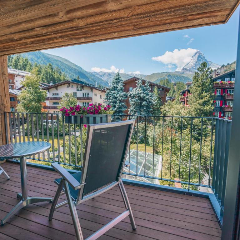 Hotel Eden Wellness - Boutique Doppelzimmer mit Matterhornblick - 5