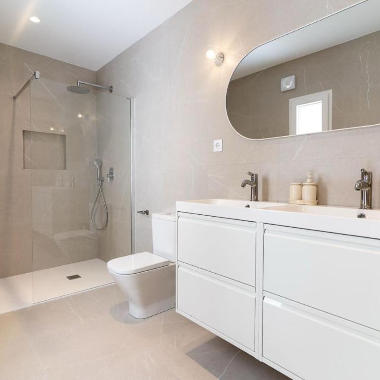 Braceli Beach Resort Middle Floor - rentafive - Apartamento - 12