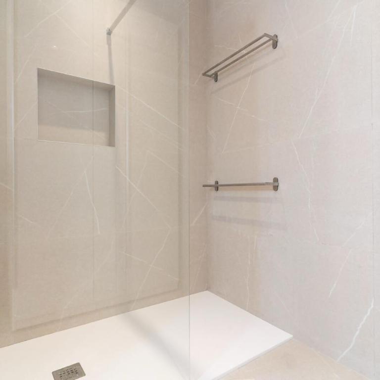Braceli Beach Resort Middle Floor - rentafive - Apartamento - 20