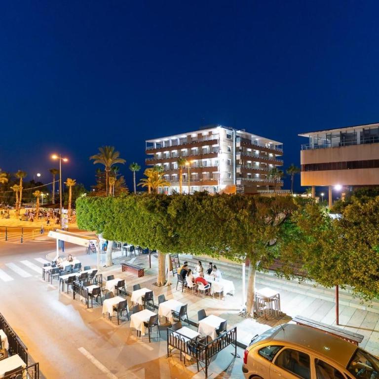Braceli Beach Resort Middle Floor - rentafive - Apartamento - 37