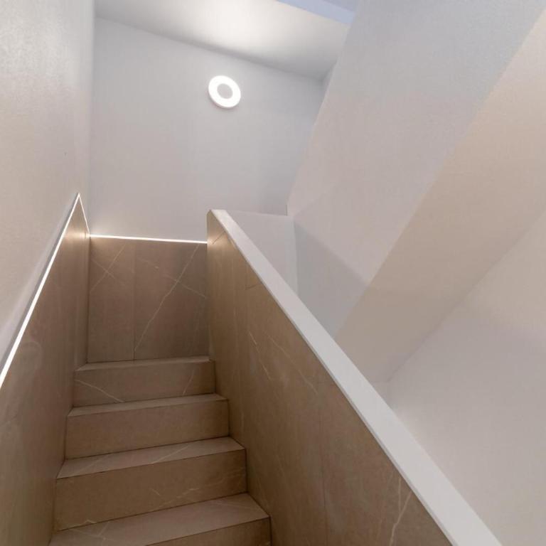 Braceli Beach Resort Middle Floor - rentafive - Apartamento - 42