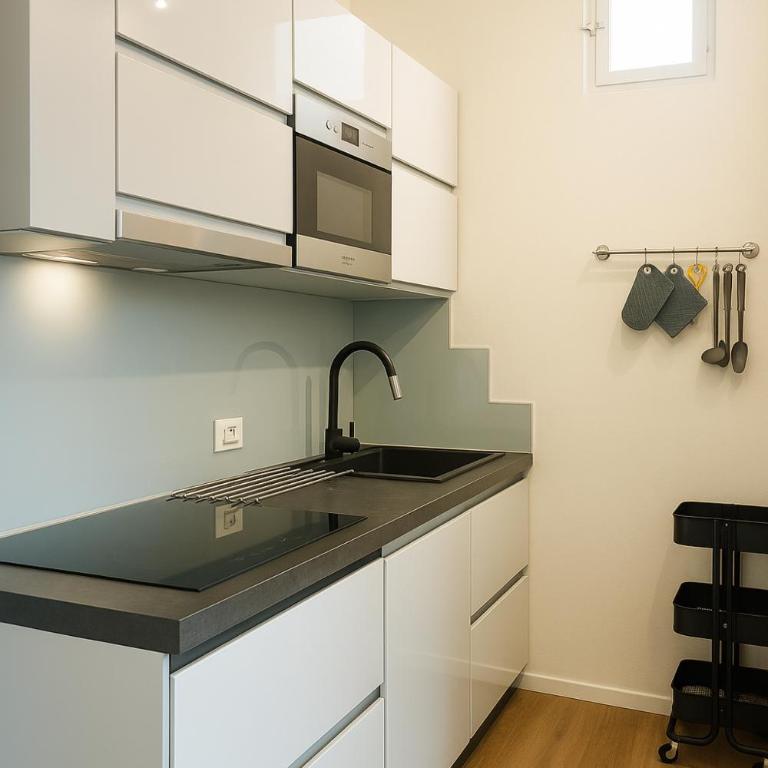 Franciosa Top Floor - Two-Bedroom Apartment - 23