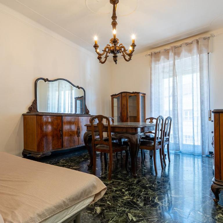 Trilocale a 9 minuti Stazione Treni e Centro - Appartamento con 3 Camere da Letto - Piano Alto - 10