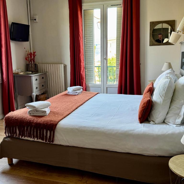 Le Bassin Hôtel Restaurant - Suite - 1