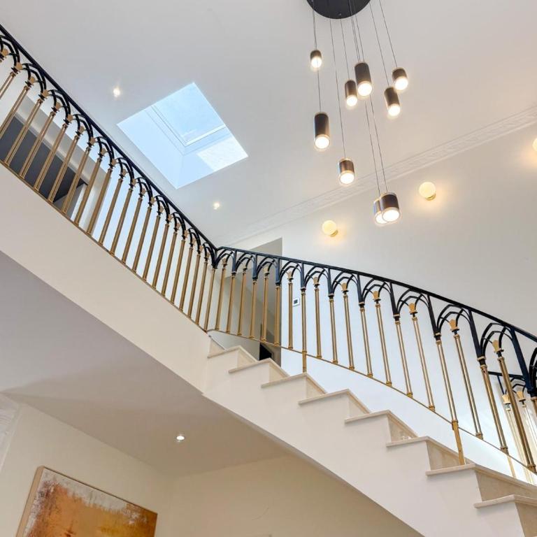 Cannes Villa Sarah - Luxury Villa in Mougins - Villa - 4