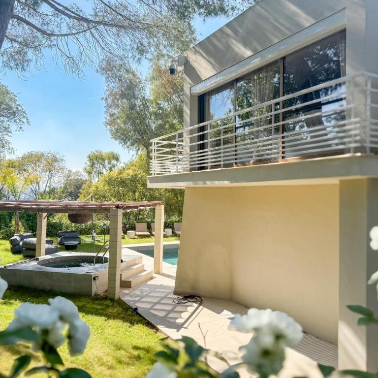Cannes Villa Sarah - Luxury Villa in Mougins - Villa - 8