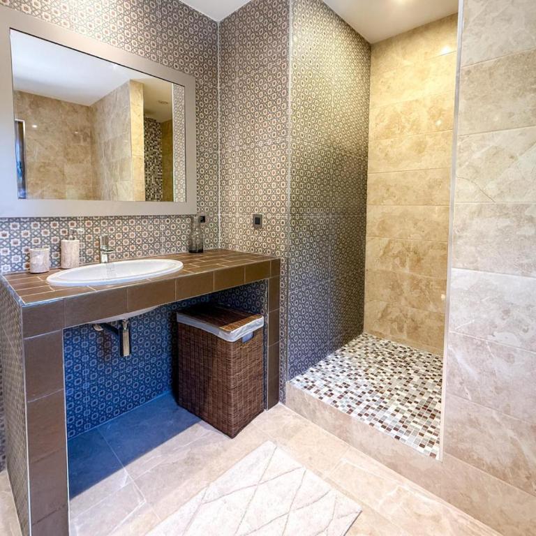 Cannes Villa Sarah - Luxury Villa in Mougins - Villa - 58