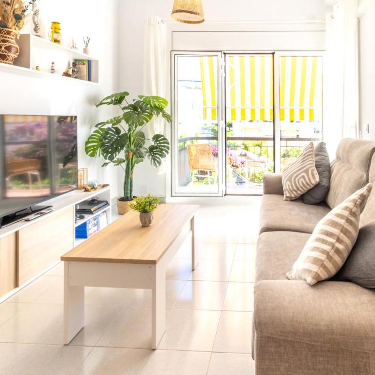 Grifeu 18 Apartamento con terraza y vistas - Apartamento de 1 dormitorio - 3
