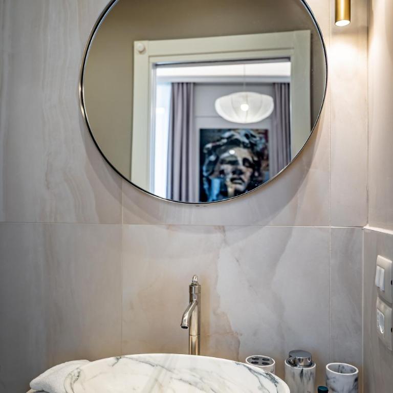 Le Logge by Dimora Collection - Historic Boutique Suites in Florence - Adults Only - Deluxe King Suite - 12