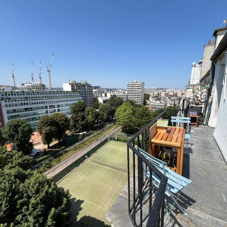 Appartement 8 personnes - terrasse sur espaces verts - vue Tour Eiffel - Appartement 3 Chambres avec Vue - 7