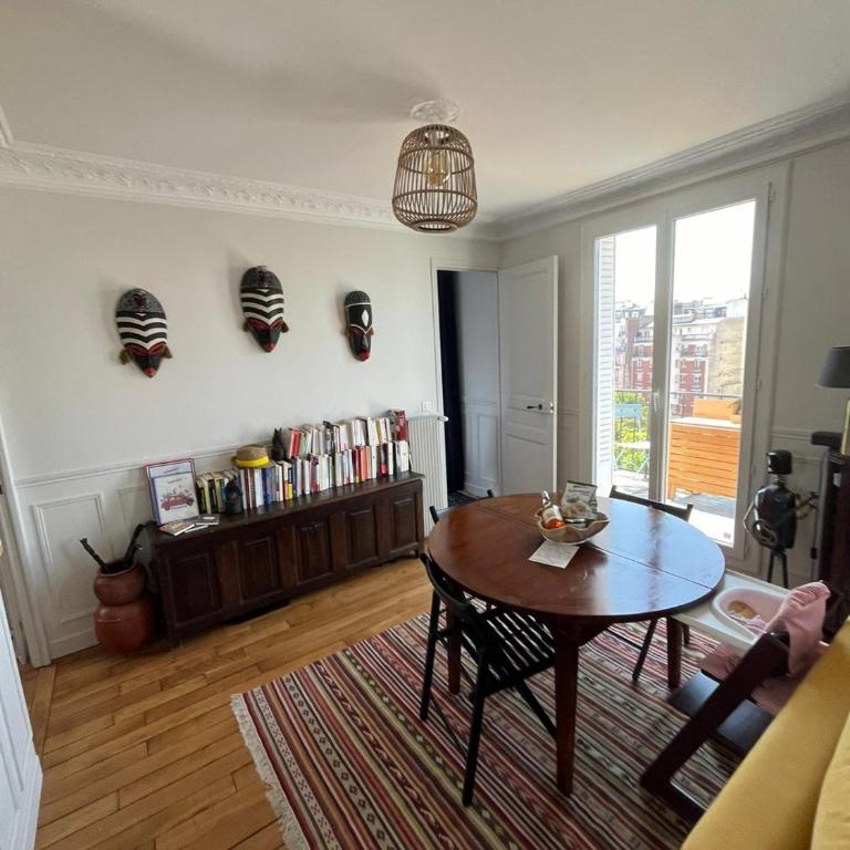 Appartement 8 personnes - terrasse sur espaces verts - vue Tour Eiffel - Appartement 3 Chambres avec Vue - 9