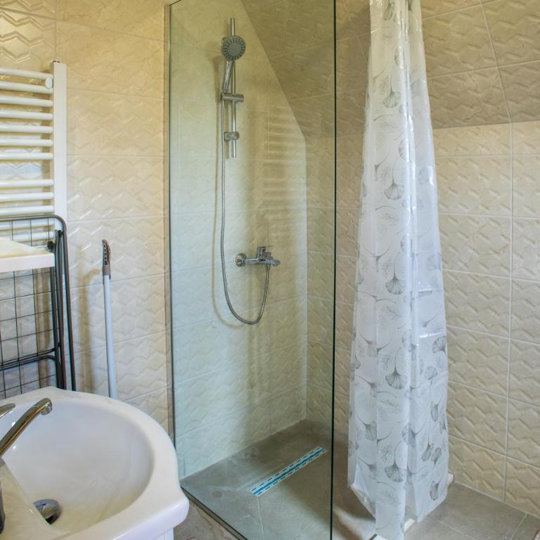 House Maša - Two-Bedroom House - 23