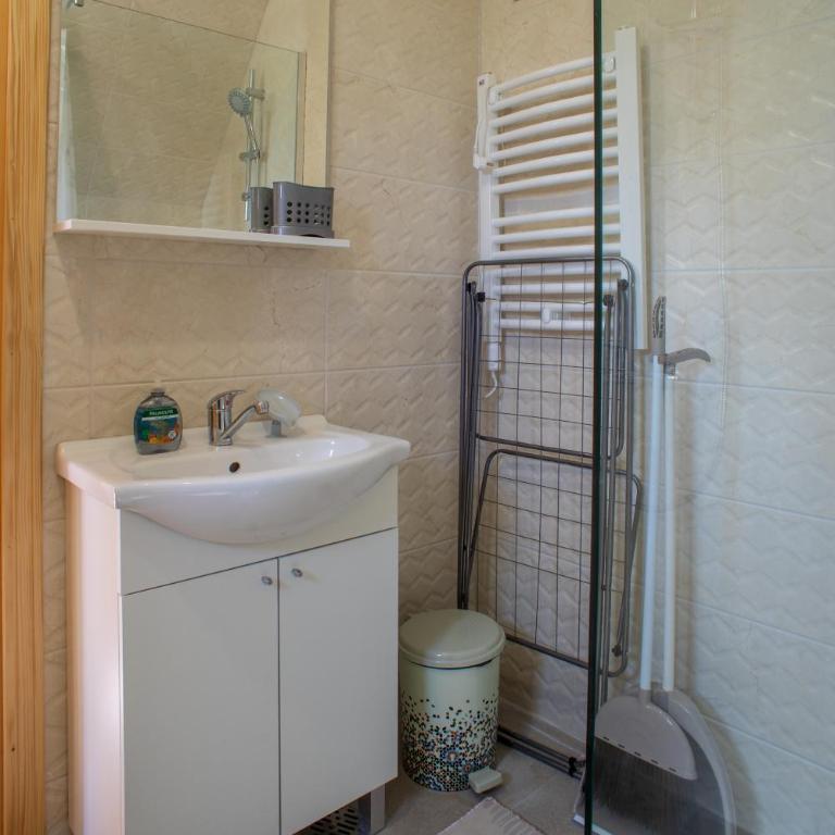 House Maša - Two-Bedroom House - 25