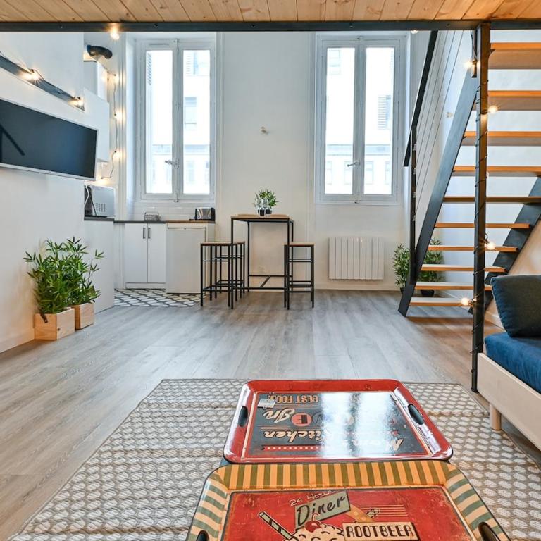 Duplex,centre Croix Rousse avec parking - Appartement 1 Chambre - 18