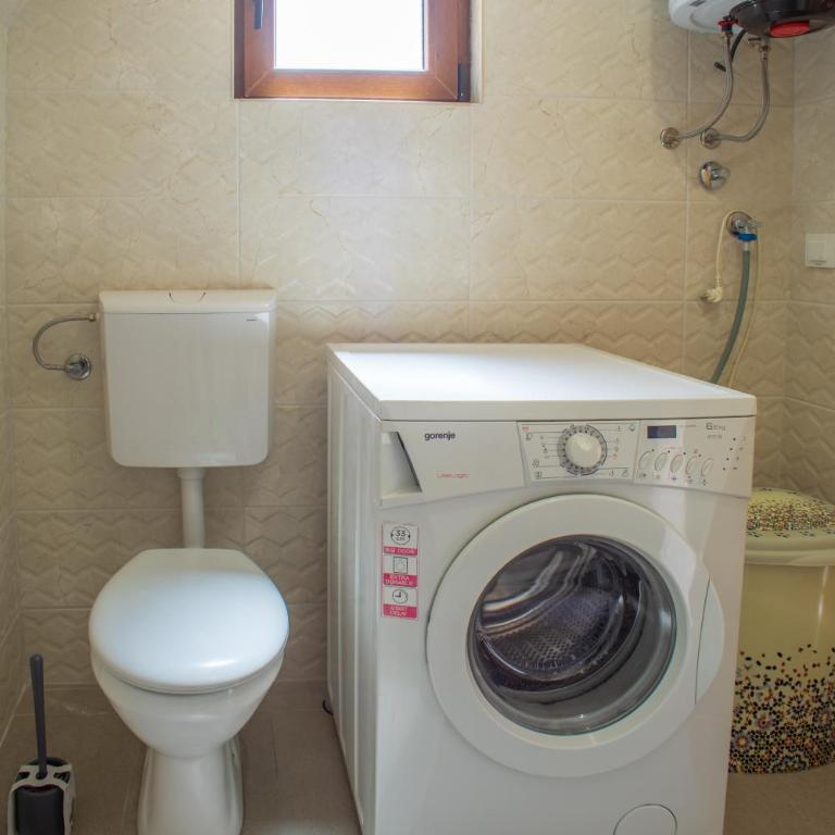 House Maša - Two-Bedroom House - 22