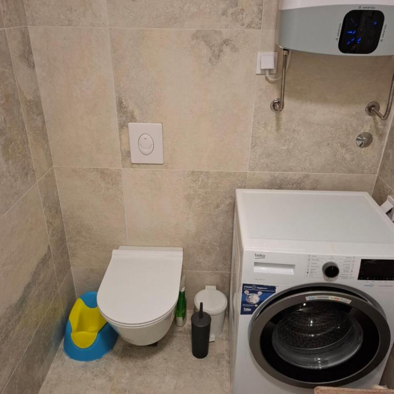 70 square meters apartment - Two-Bedroom Apartment - 3