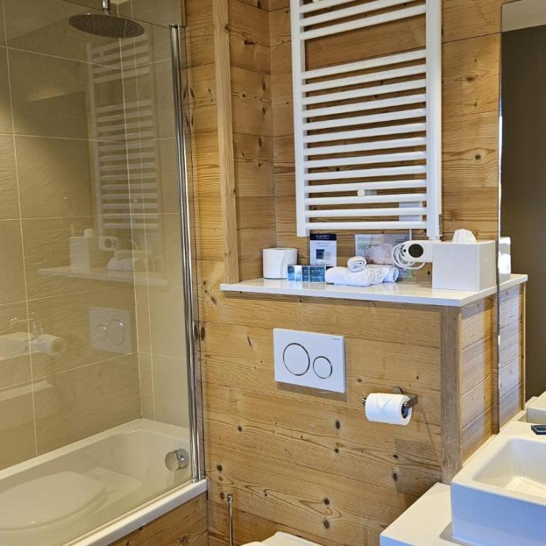 Le Chalet Blanc Hôtel & Spa - Suite Junior - 1