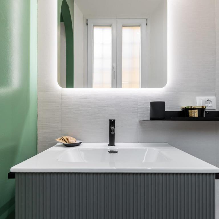Piazzetta Apartment - One-Bedroom Apartment - 11