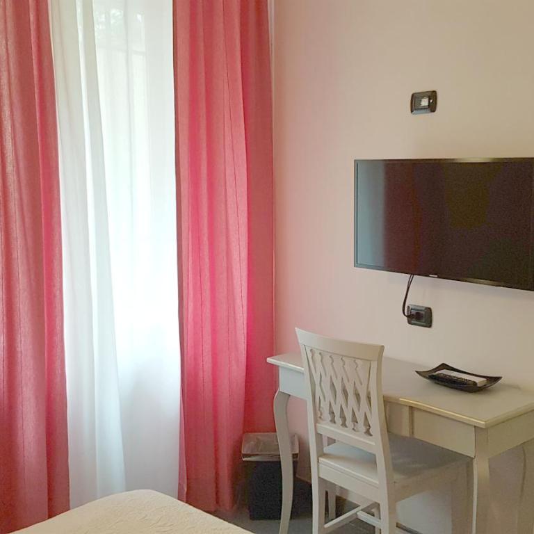 Palazzo Lombardo - Economy Double or Twin Room - 7