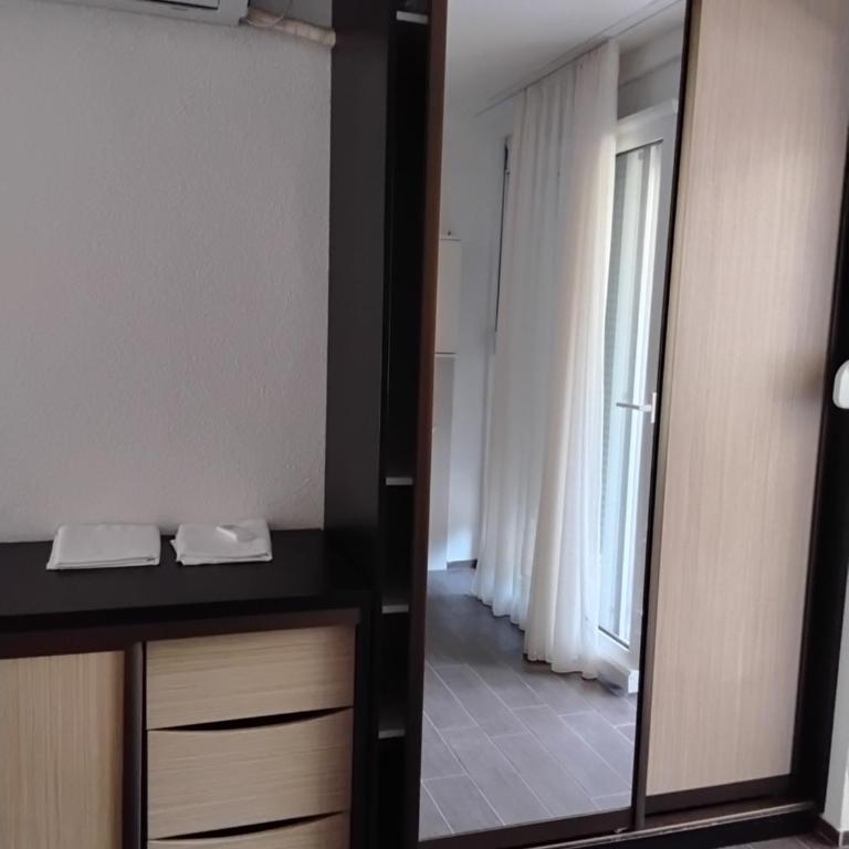 Apartmani Sutomore Tri Palme - Apartman sa 1 Spavaćom Sobom - 8