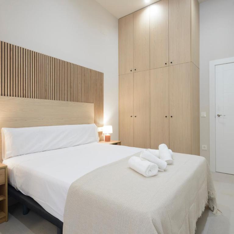 Apartamentos Constitución - Two-Bedroom Apartment - 5