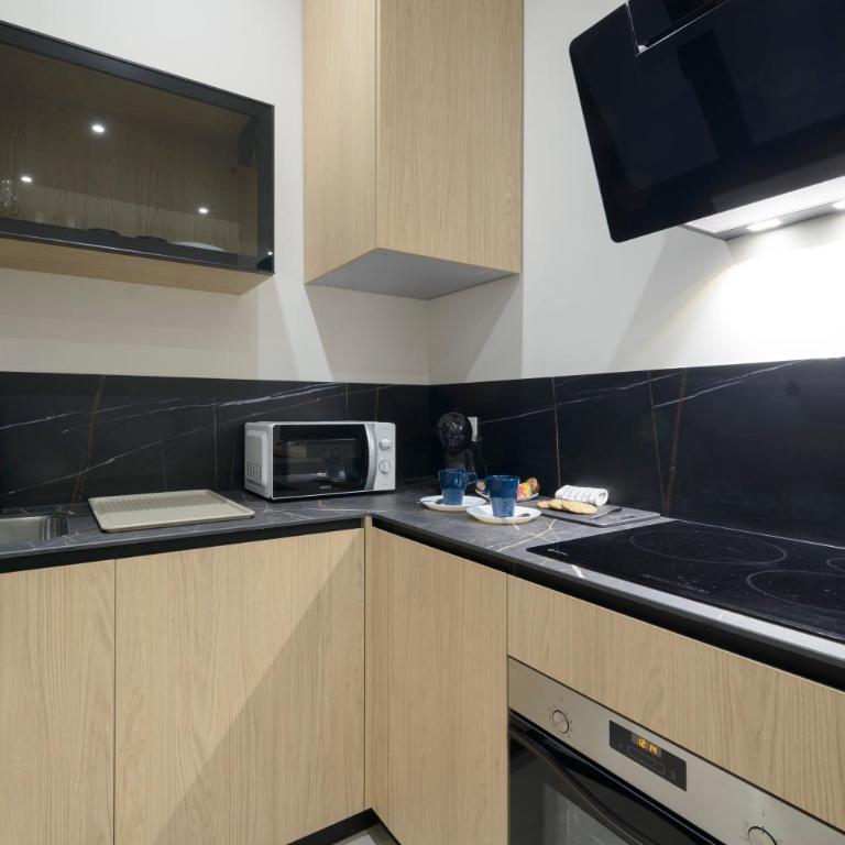 Apartamentos Constitución - Two-Bedroom Apartment - 2