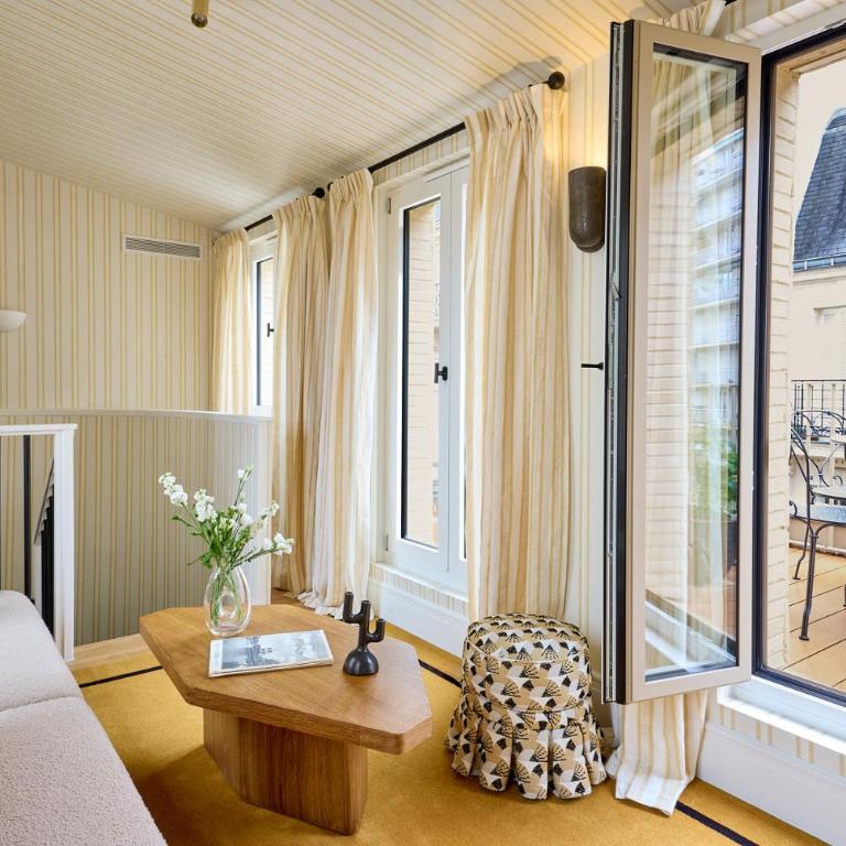 Hôtel Noucha - Chambre en Duplex avec Terrasse - 3