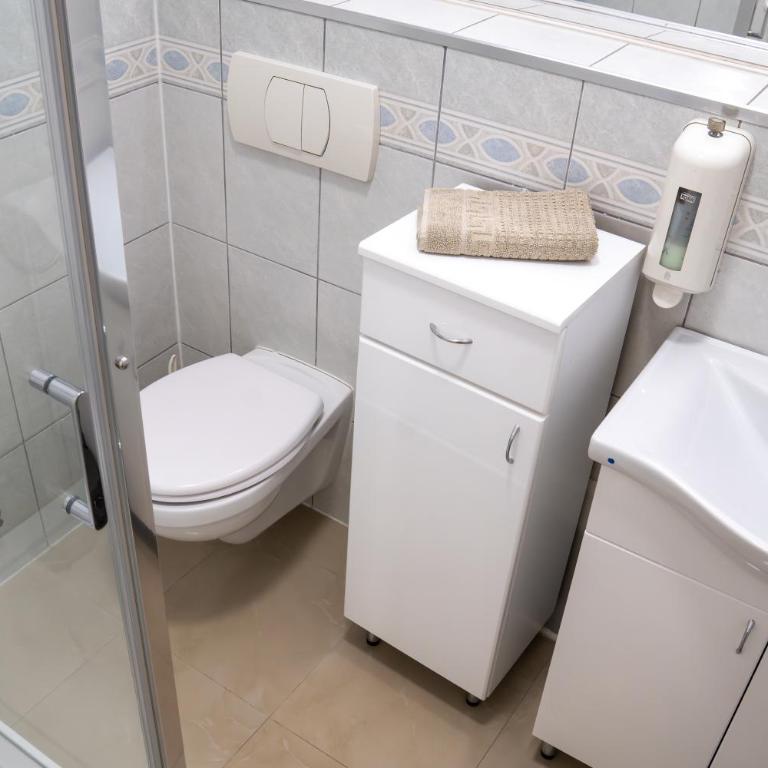 Teatar Rooms Subotica 3 - Double Room - 4