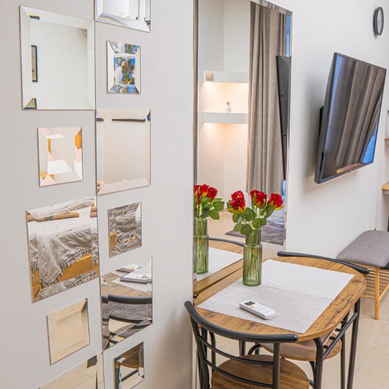 Teatar Rooms Subotica 3 - Double Room - 5