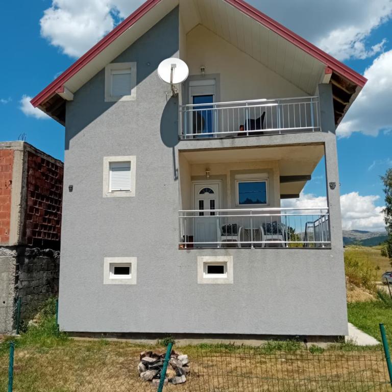 Vila Đurović - Three-Bedroom House - 1